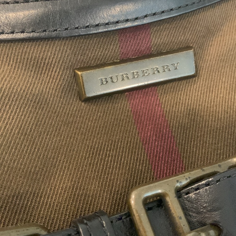 Burberry Check Crossbody Bag *RARE* - Picture 14 of 16
